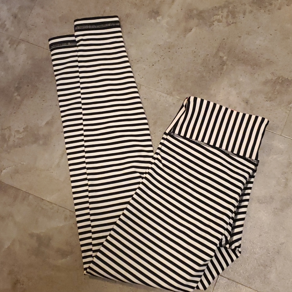 Lululemon angel stripe sz 8